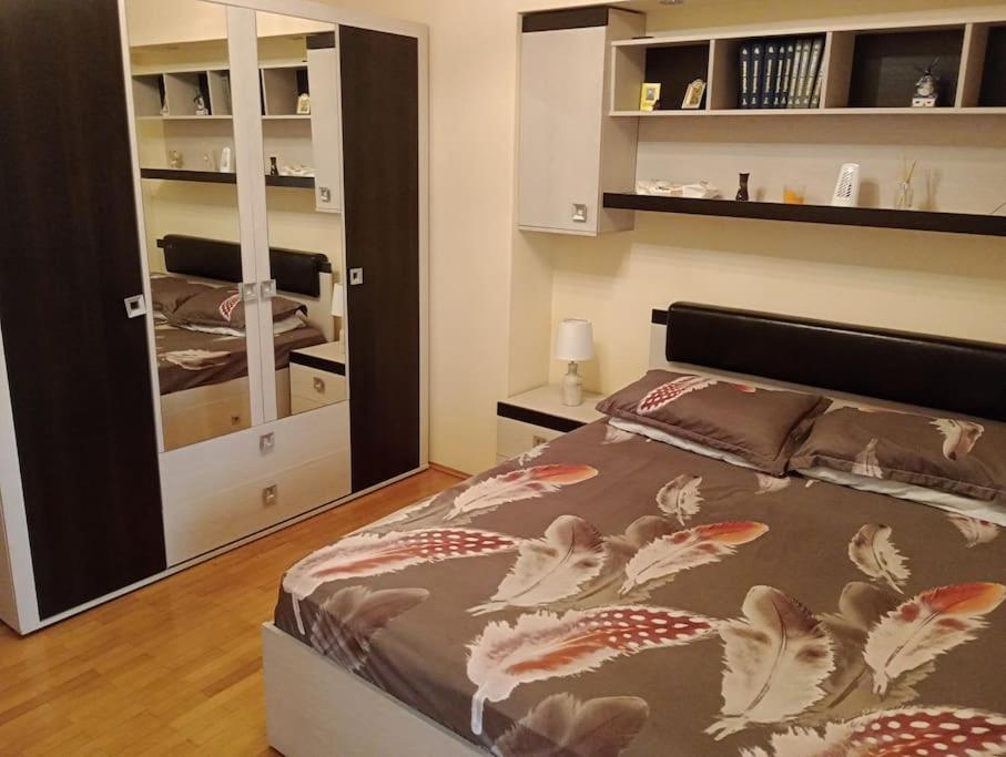 Apartament Ultracentral Kfc Krajowa Zewnętrze zdjęcie